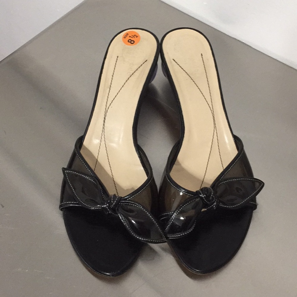 Kate spate  artistic circular kitten heel slipOn